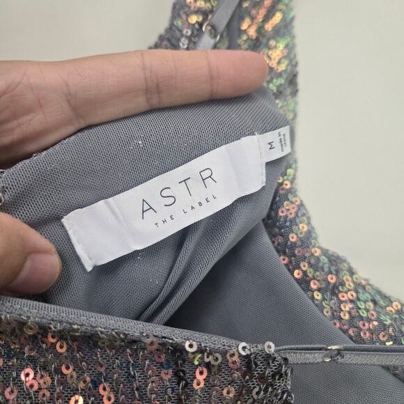 ASTR the Label Hollywood Sequin Midi Dress M Silver Pink Party - Picture 9 of 12